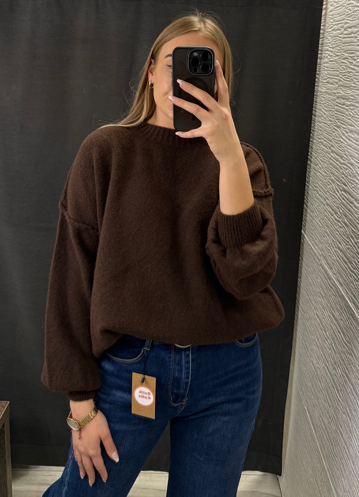 Sweter o kroju oversize