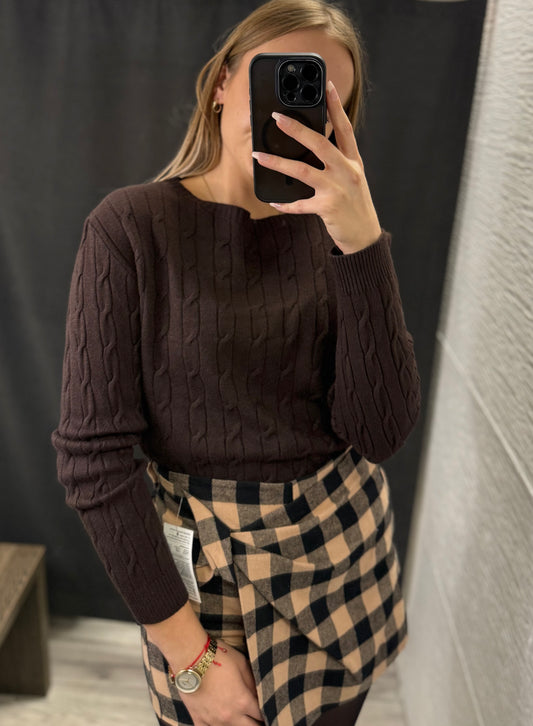 Sweter warkocz