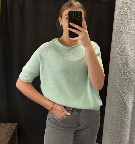 Lekki sweter z krótkim rękawem