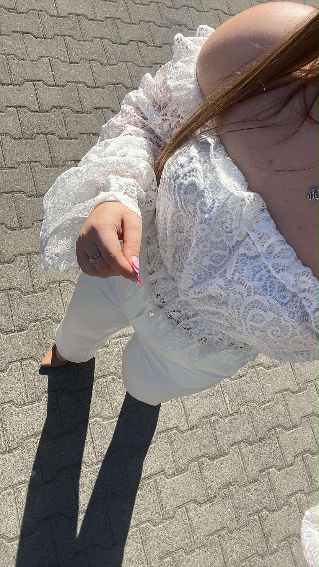 Bluzka hiszpanka koronkowa