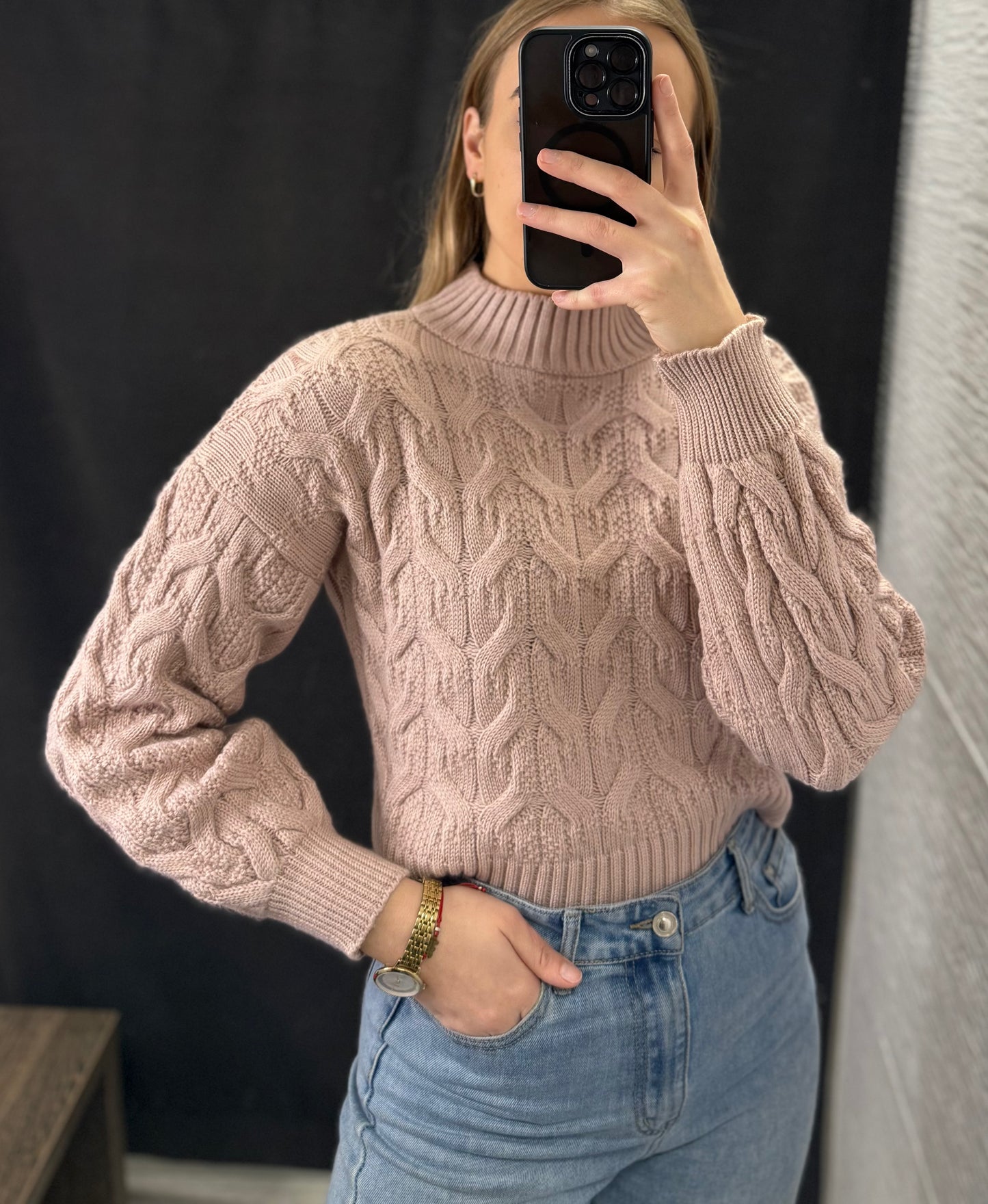 Sweter krótki warkocz