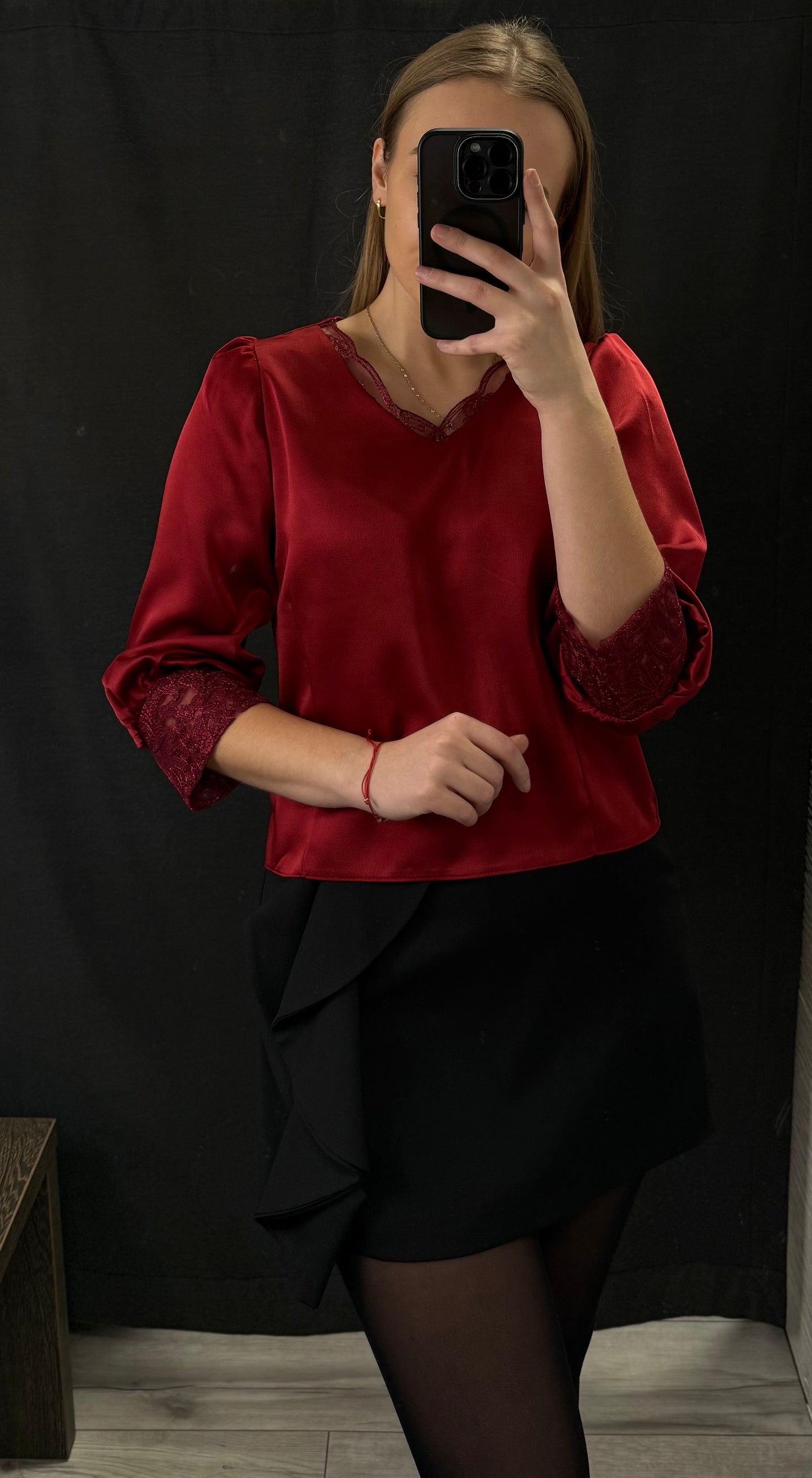 Bluzka bordowa z koronką