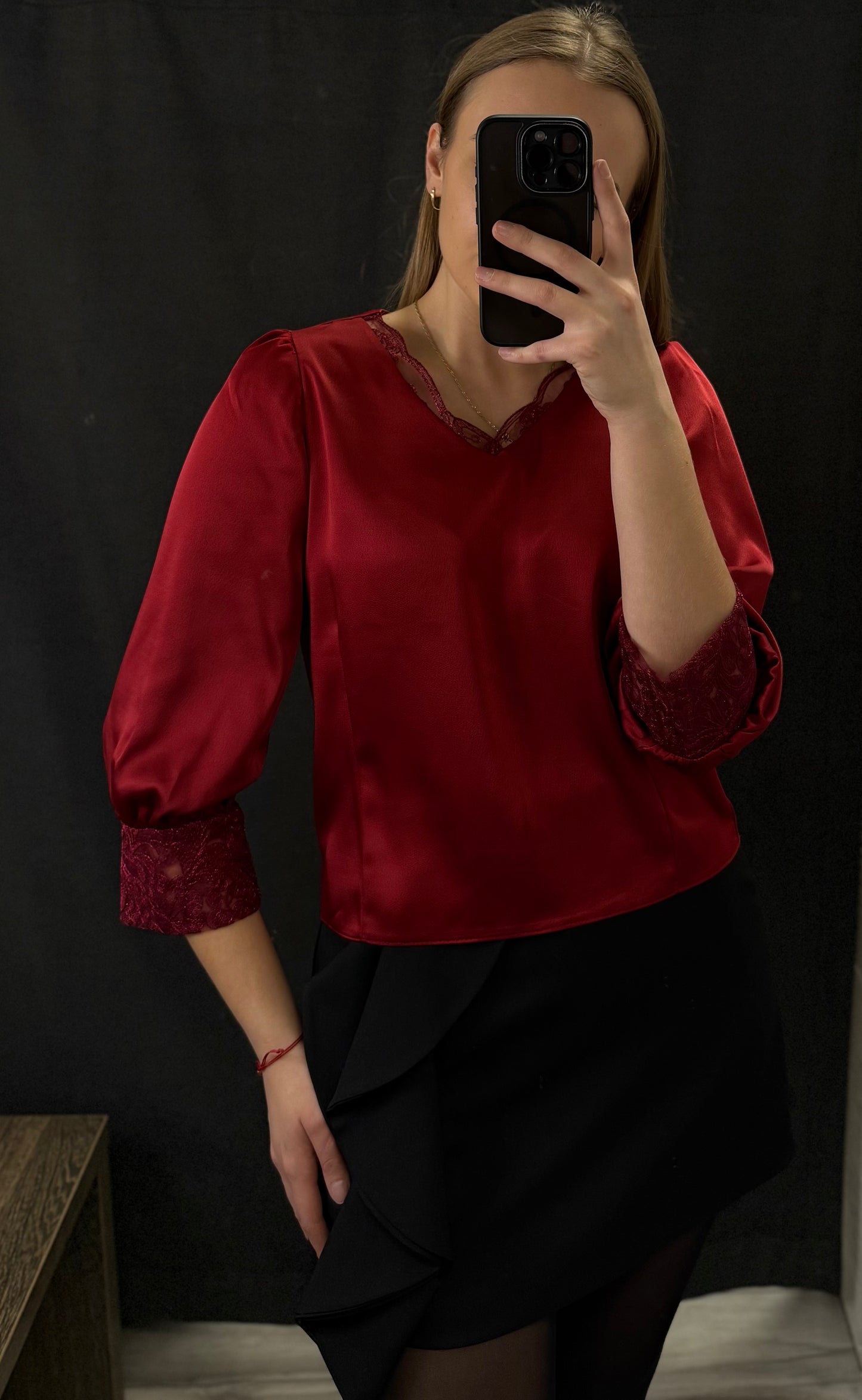 Bluzka bordowa z koronką