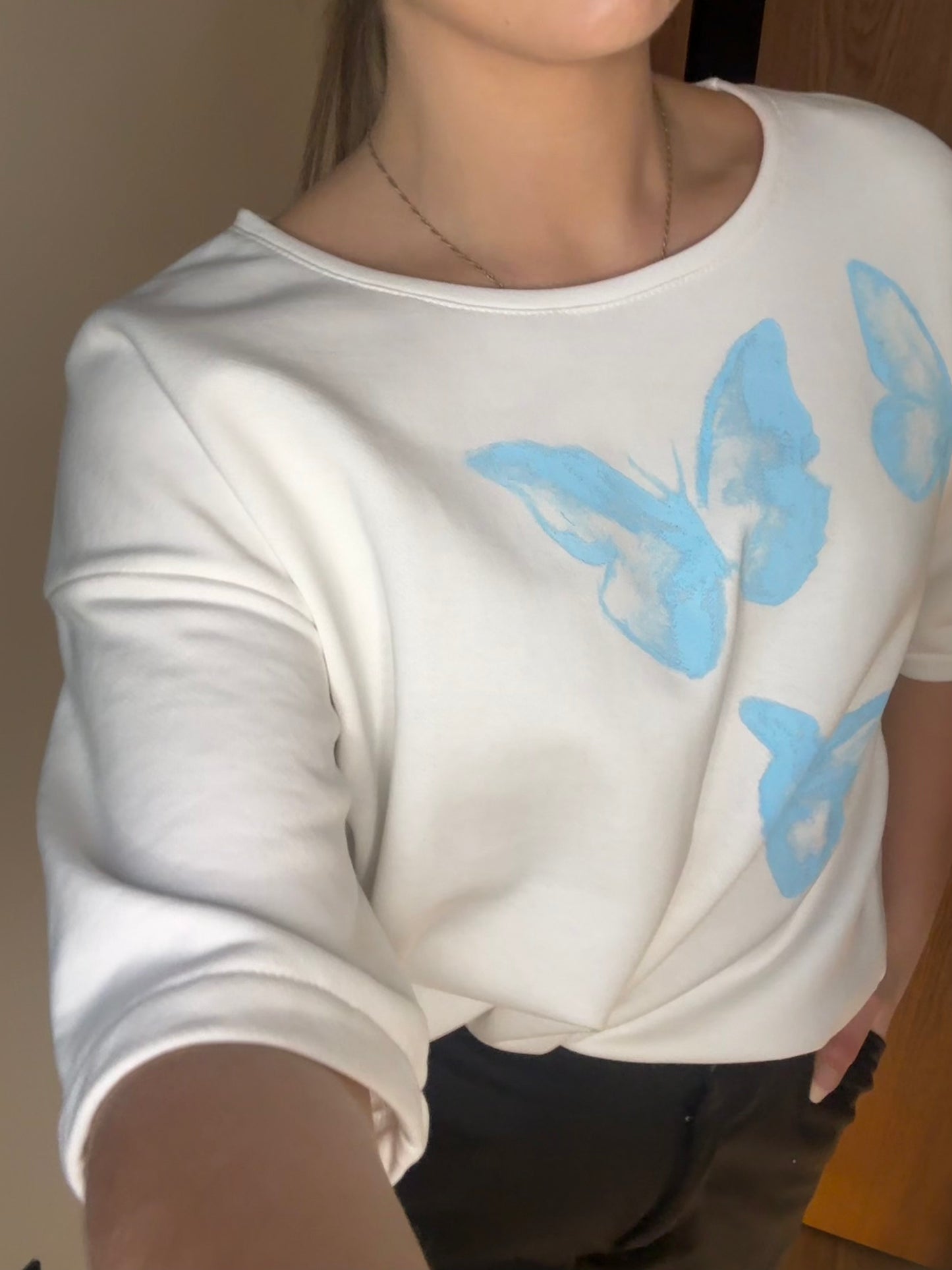 T-shirt z motywem motyla